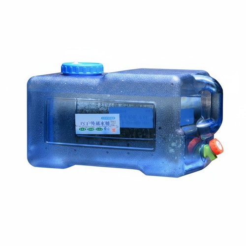 Jerrican eau pc - d'eau, en