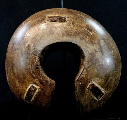 Art africain imposant - art,