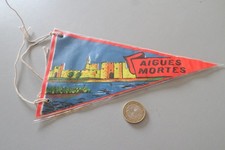 AIGUES MORTES CAMARGUE drapeau