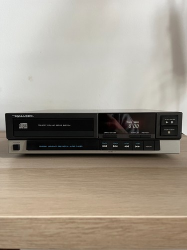 Realistic 2000 compact - realistic,