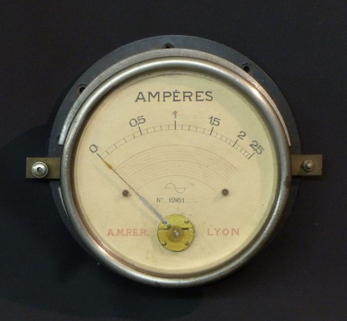Ancien ampèremètre - aa,