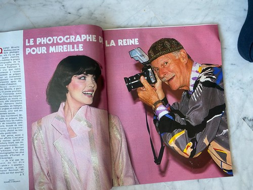 Clipping vintage - ●, ●