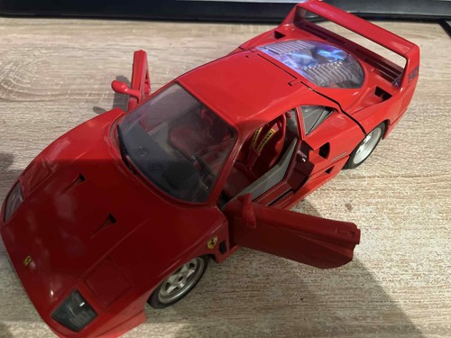 Voiture miniature ferrari - miniature,