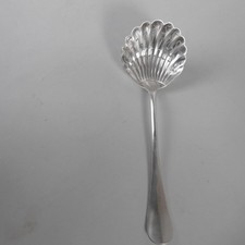 cuillere a saupoudrer  en