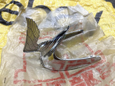 Honda C100 C102 C105 CA100 CA102 CD105 Front Fender Ornament NOS UNB-C100-501