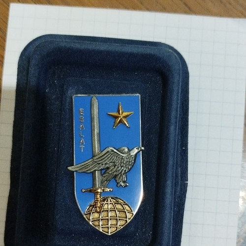 éditions atlas insigne - Éditions,