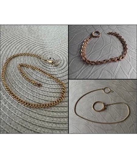Trois chaînes montre à - trois, de