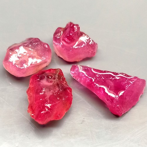 4 pièces pierres - 17,05, ct.-