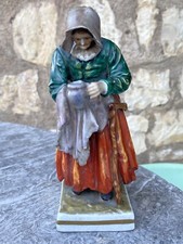 Ancienne Figurine ,Femme Porcelaine Capodimonte Italy