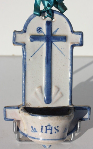 Benitier ancien faience - en,
