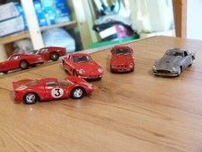 lot de 4 FERRARI 1/43  