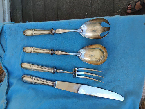Ancien service decouper - service, a