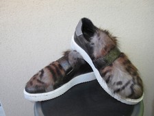 baskets gris Vanessa Wu