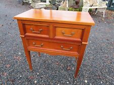 PETITE COMMODE (3 tiroirs) EPOQUE 1980/90 DE STYLE RESTAURATION EN MERISIER