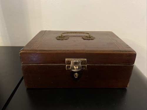 Ancienne petite boite - boite, en