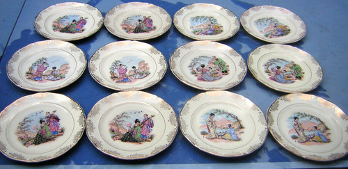 Lot petite assiette à - assiette,
