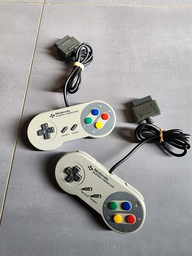 Lot manettes nintendo - lot,