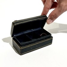 Boîte à Timbres Ancienne