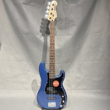 Squier by Fender AFFINITY