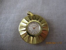 MONTRE   A GOUSSET  PENDENTIF  N° 3   borea  17 rubis  à Réviser où pour Pièces
