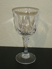 Verre a vin rouge en CRISTAL D'ARQUES modèle Auteuil / QUANTITE AU CHOIX !!!!