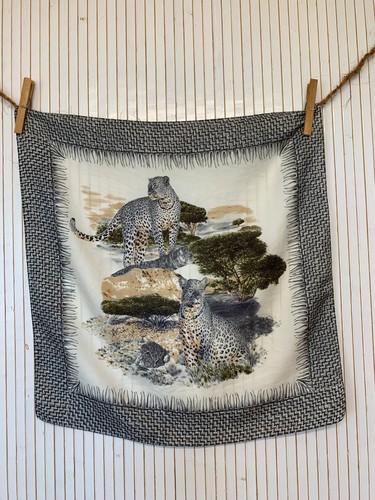 Petit foulard carré soie - petit,
