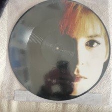 MYLENE FARMER "DÉSENCHANTÉE"