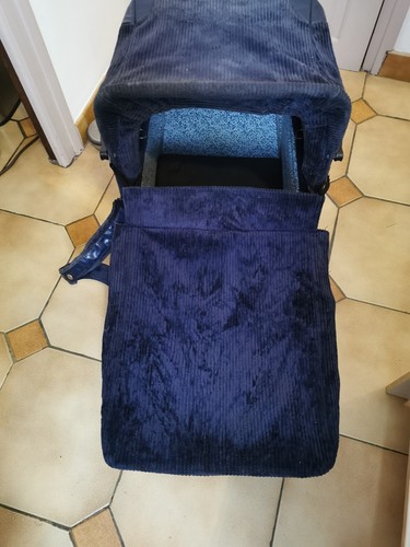 Poussette ancienne velours - ancienne, en