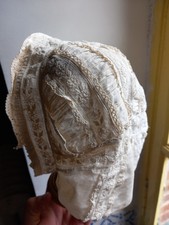 Coiffe brodée costume Broderie Dentelle Bonnet région Toulouse Sud Ouest