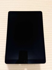 Apple iPad Air (3ème génération) 64 Go, Wi-Fi, 10,5in - Gris sidéral