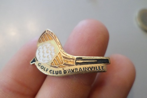 Insigne badge pin broche - insigne, s
