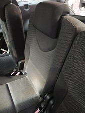 SIÈGE ARRIÈRE MILIEU /