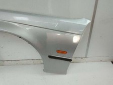 aile gauche BMW SERIE 3