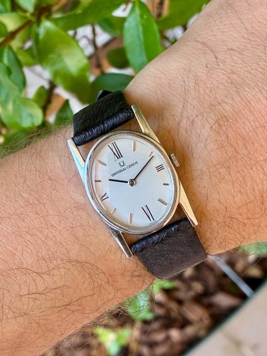 Montre universal - , ref