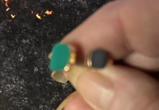 NEUVE JOLIE BAGUE T51 PLAQUÉ OR ORNÉE CARRES ÉMAILLÉS BLEUS 