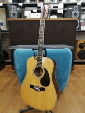 Guitare acoustique MORRIS B-50