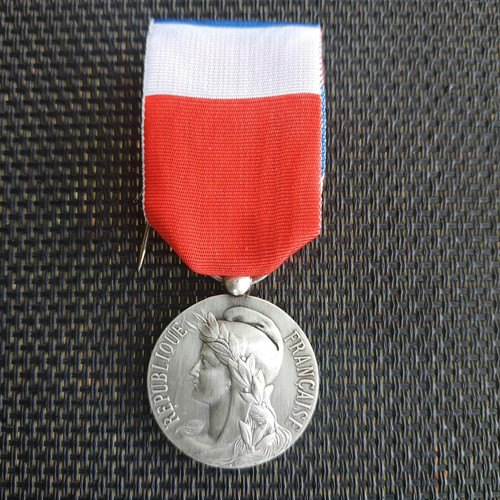 Médaille travail ans - du,
