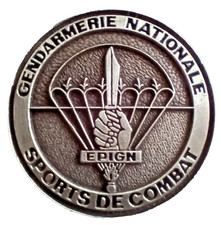 insigne GENDARMERIE GEND 045 -