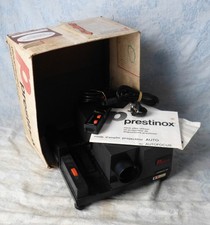 #Vidéo Vintage# Projecteur diapositives / Prestinox autofocus 720 (fonctionnel)