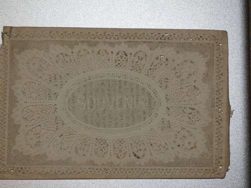 Image pieuse canivet dentelle