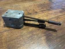 ancien moule a plomb de pêche ,