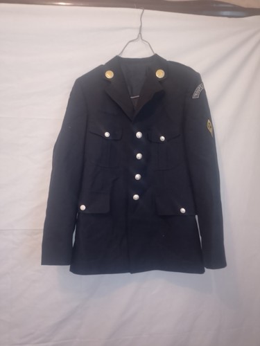 Tenue cérémonie - de,
