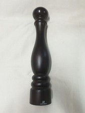 Moulin à poivre/poivrier