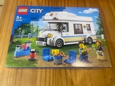LEGO 60283 LE CAMPING CAR CITY