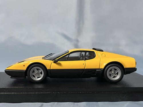 Make ferrari 512 yellow - ferrari,