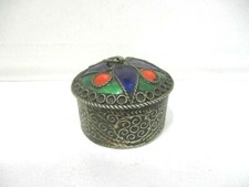 Petite boite en métal