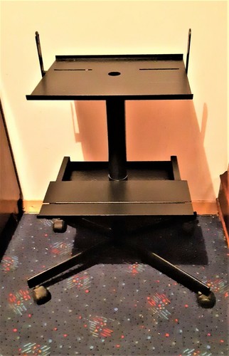 Table télévision vintage des