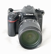 Nikon D7100 + Tamron 16-300mm + Grip + 2 Batteries + Wi-Fi WU-1a