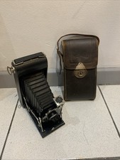 Ancien appareil photo soufflé brownie pliant Kodak collection