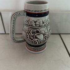 OBJET PUBLICITAIRE AVON - CHOPE À BIERE PICHET DECOR VOITURES